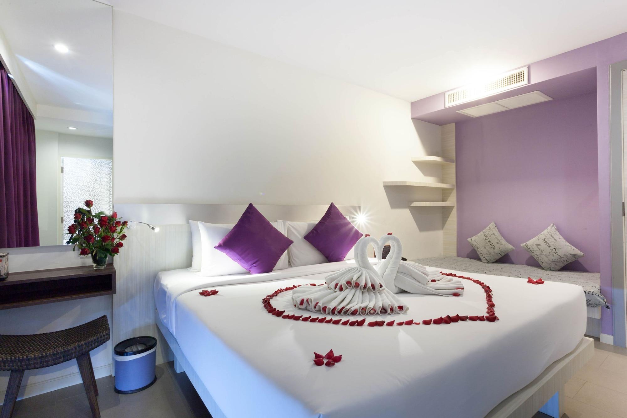 The Aim Patong Hotel Ngoại thất bức ảnh